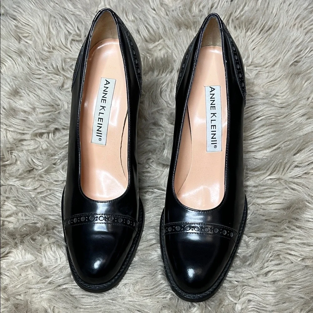 Anne Klein Black Patent Block Heel Pumps with Brogue Detail - Picture 3 of 8